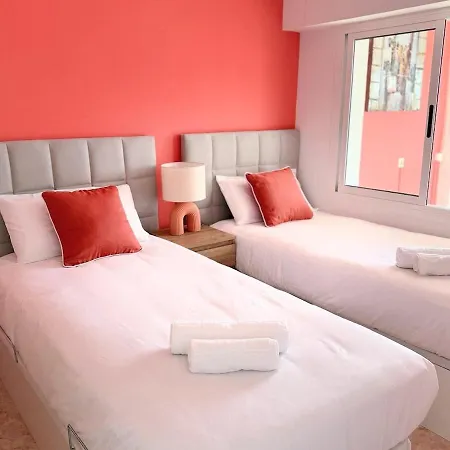 A Estrenar Con Vistas A La Playa De Levante Con Plaza De Garaje *