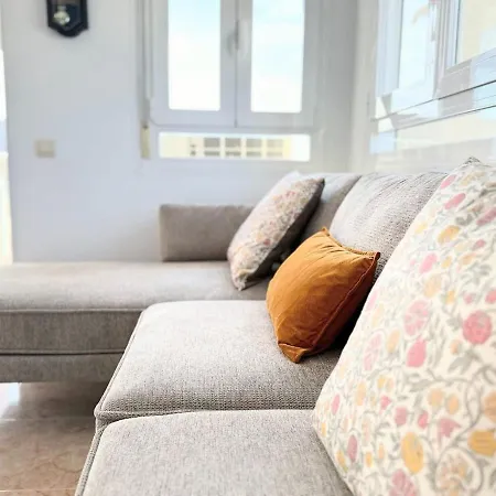 A Estrenar Con Vistas A La Playa De Levante Con Plaza De Garaje