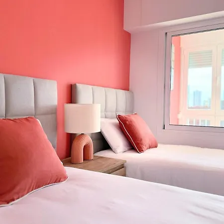 A Estrenar Con Vistas A La Playa De Levante Con Plaza De Garaje Апартаменты Бенидорм