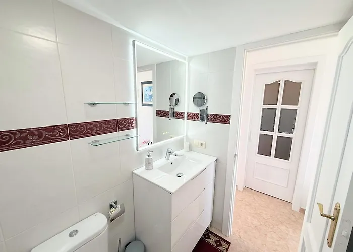 Appartement A Estrenar Con Vistas A La Playa De Levante Con Plaza De Garaje Benidorm